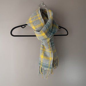 Faribault Woolen Mill Company 100% Wool Plaid Grey Green Oblong Scarf New!